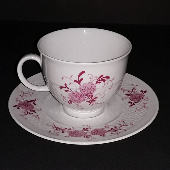 Seltmann Weiden "Annabell" cup & saucer - EVC - Picture 1 of 7